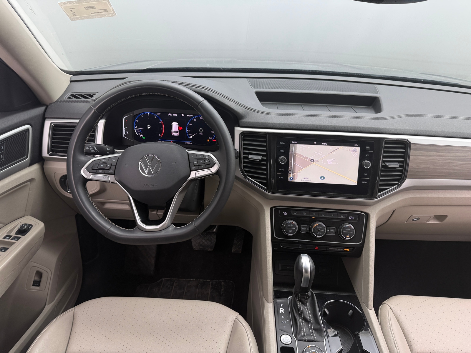 Thumbnail: 2021 Volkswagen Atlas - 4