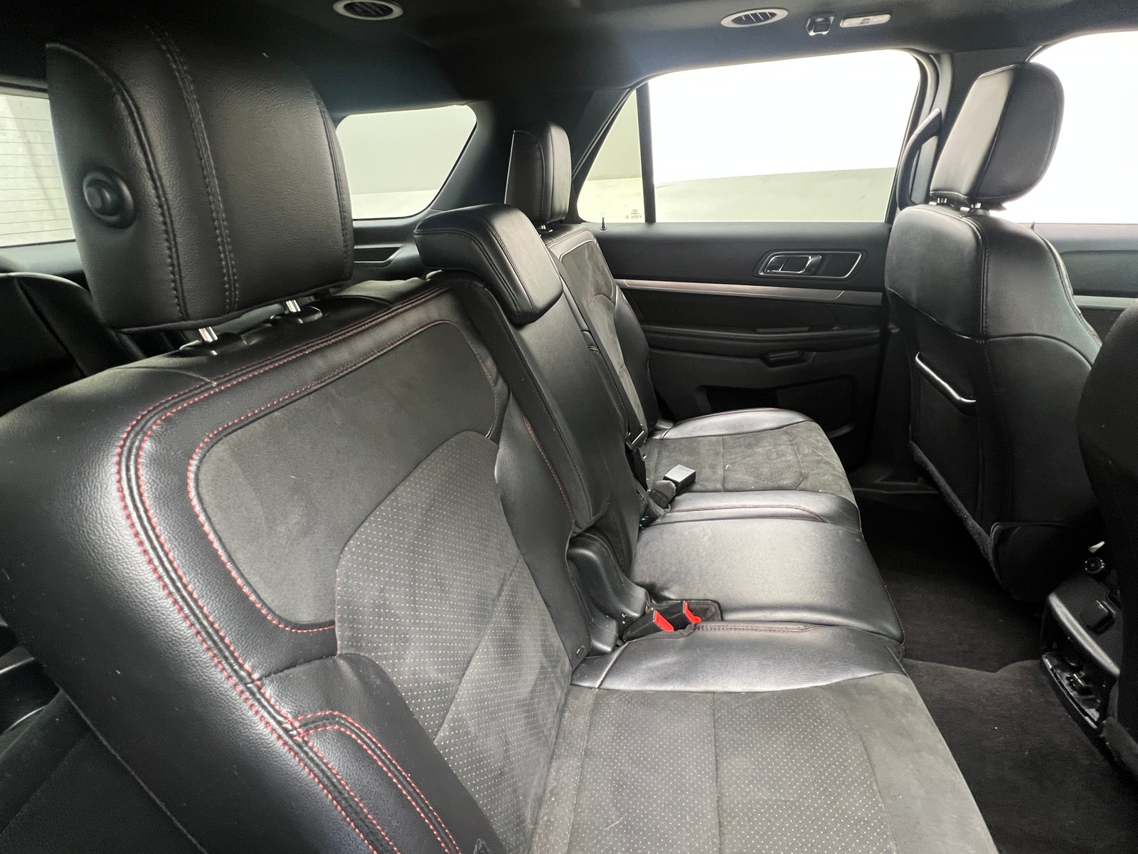 Thumbnail: 2018 Ford Explorer - 6