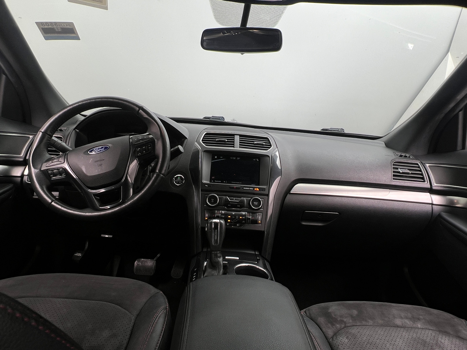 Thumbnail: 2018 Ford Explorer - 3