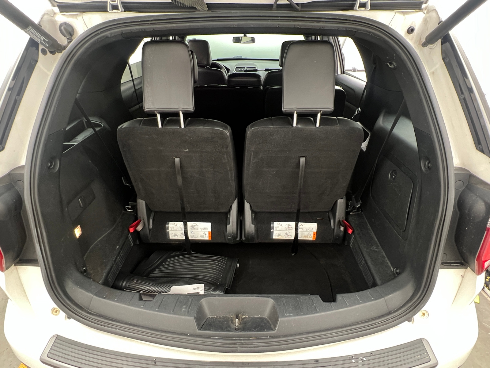 Thumbnail: 2018 Ford Explorer - 7