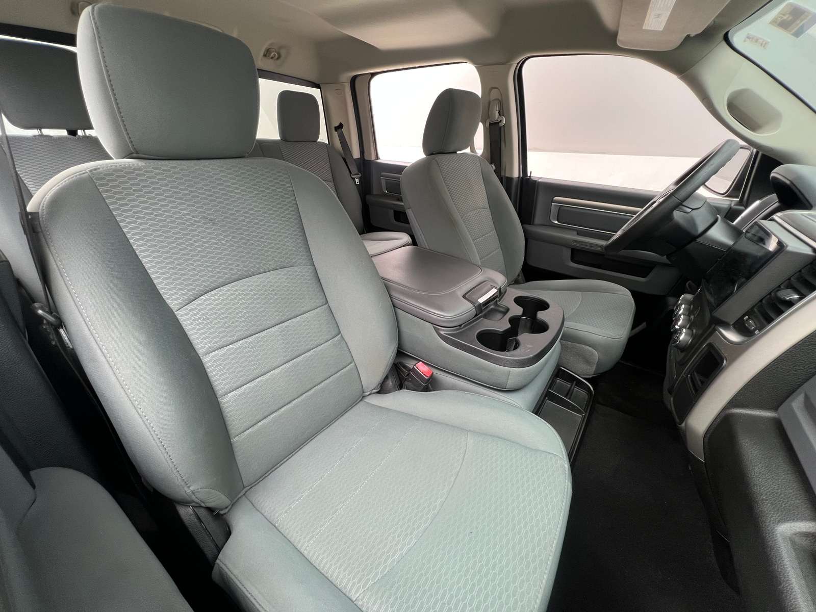 Thumbnail: 2019 RAM 1500 Classic - 2