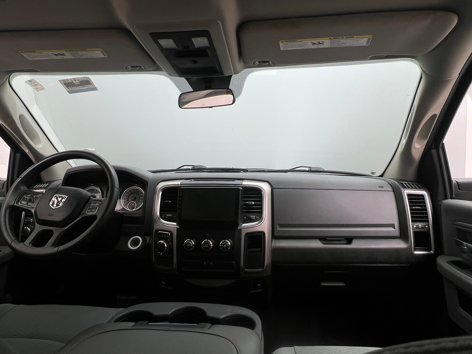 Thumbnail: 2019 RAM 1500 Classic - 3