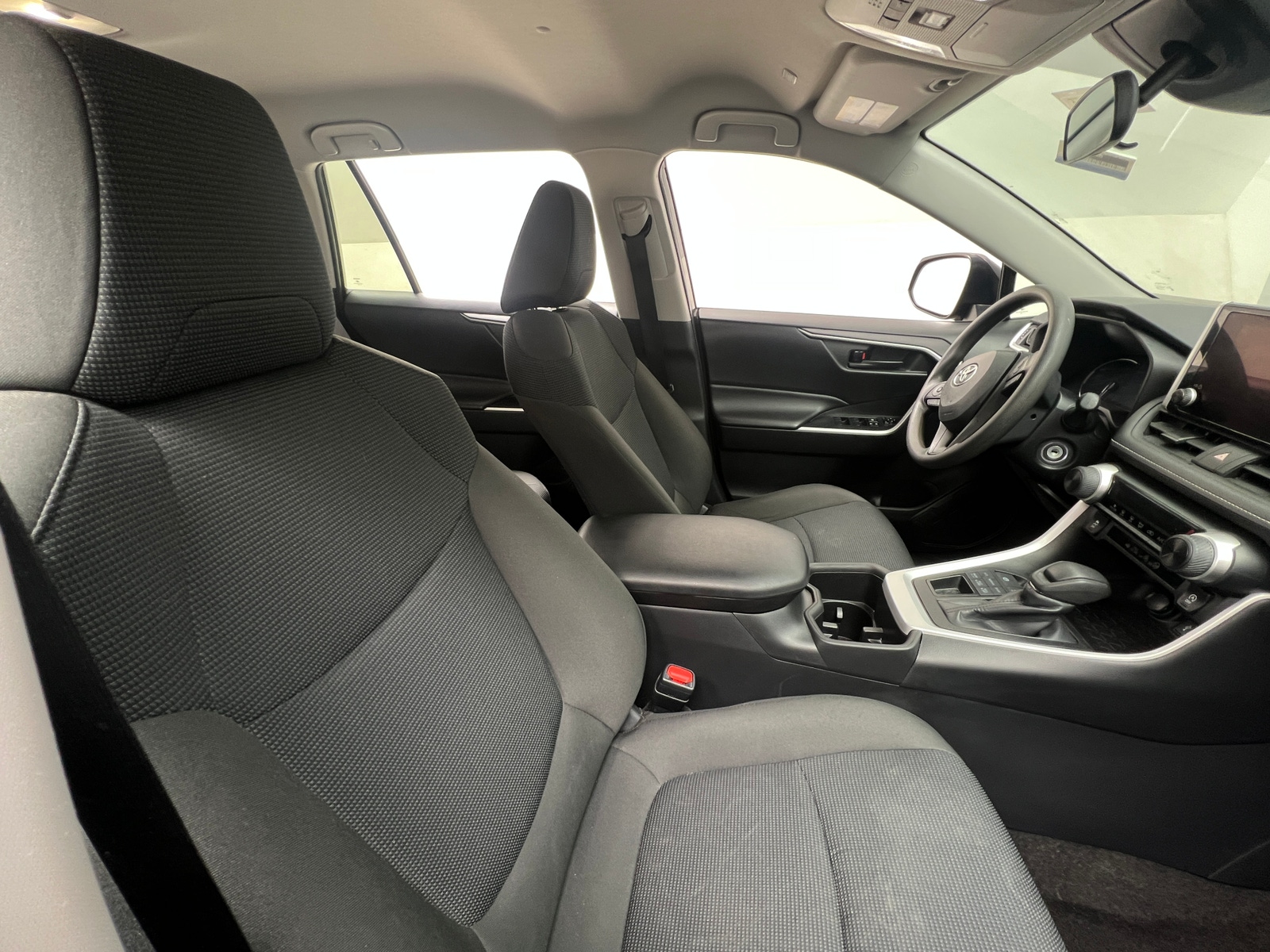 Thumbnail: 2024 Toyota RAV4 - 2