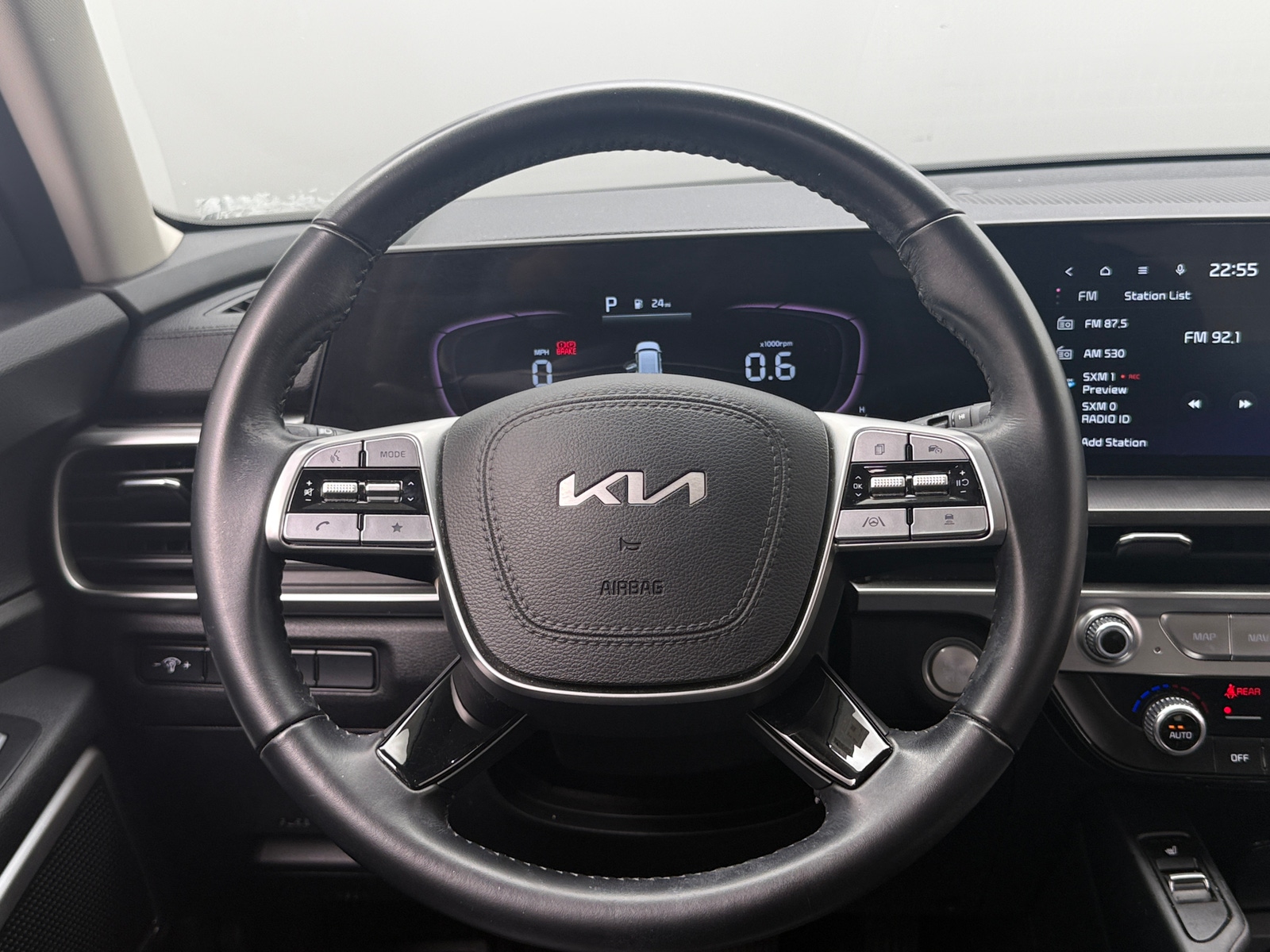 Thumbnail: 2023 Kia Telluride - 4