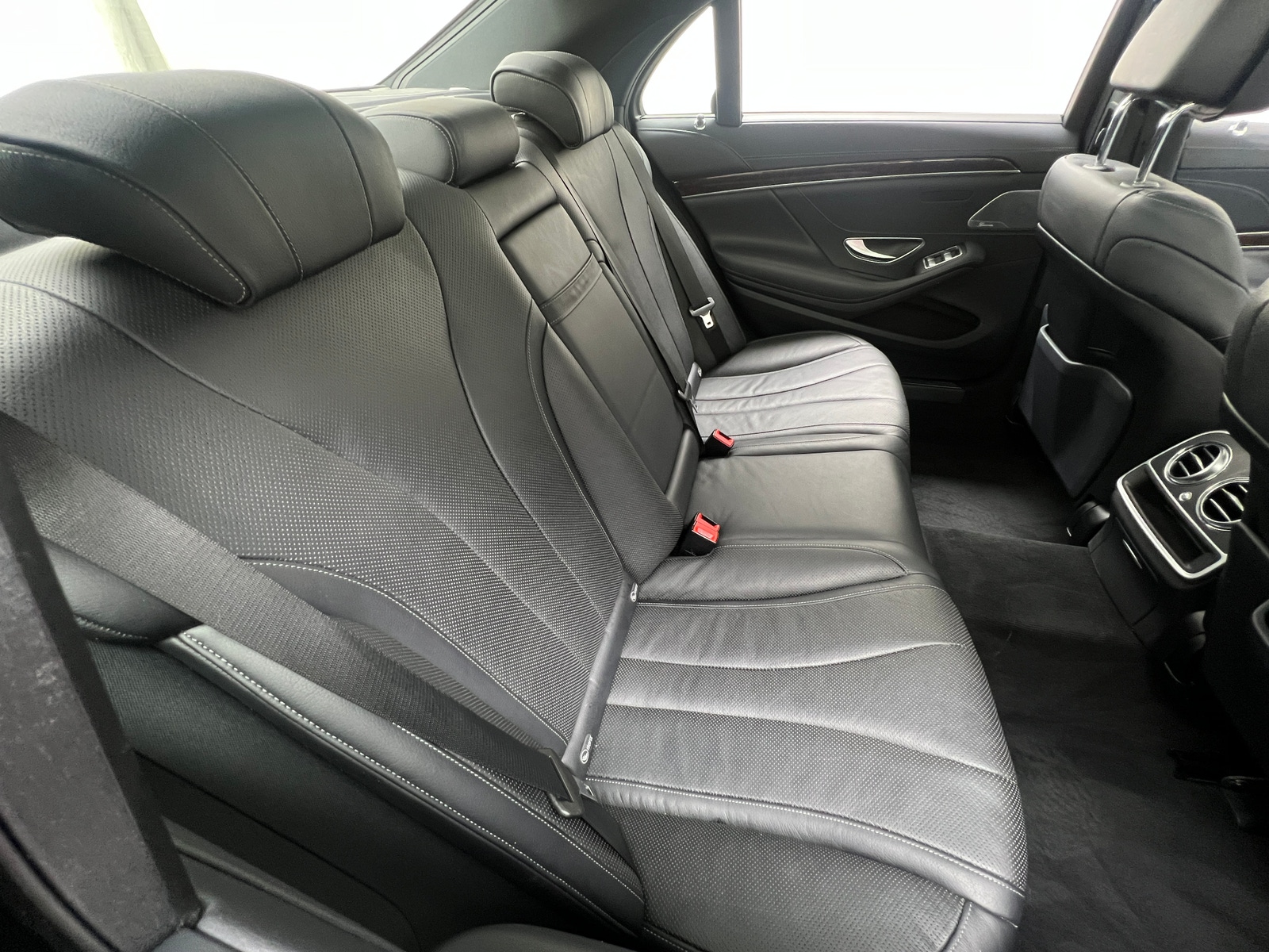 Thumbnail: 2017 Mercedes-Benz S-Class - 5