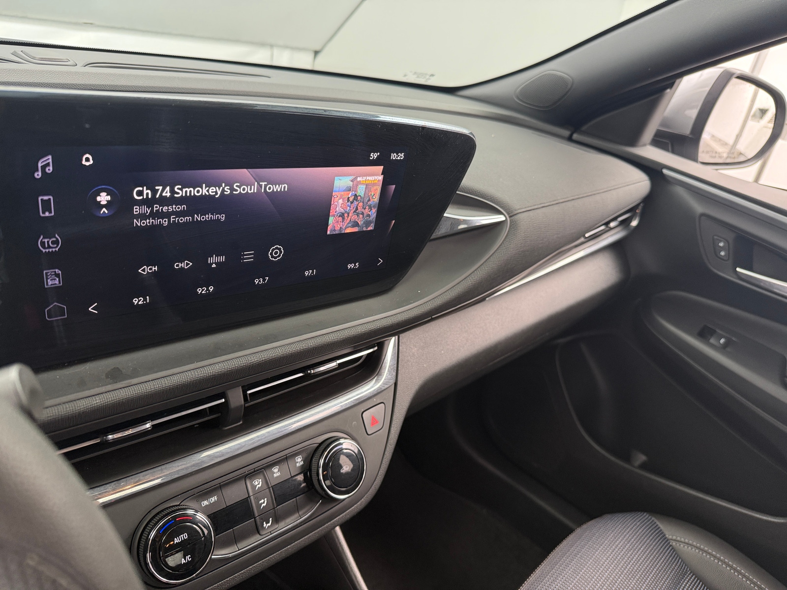 Thumbnail: 2025 Buick Envista - 4