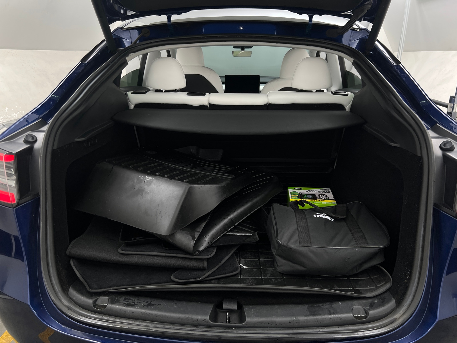 Thumbnail: 2023 Tesla Model Y - 6