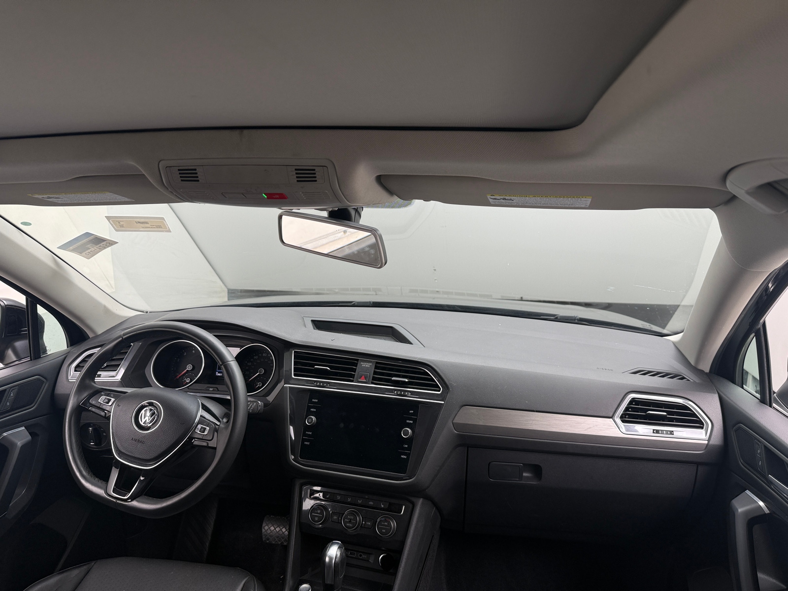 Thumbnail: 2020 Volkswagen Tiguan - 2