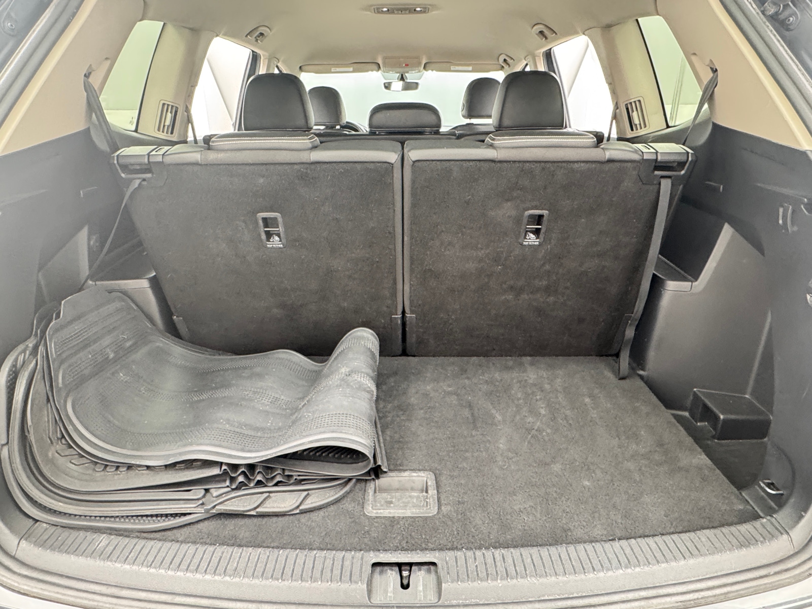 Thumbnail: 2021 Volkswagen Atlas - 6