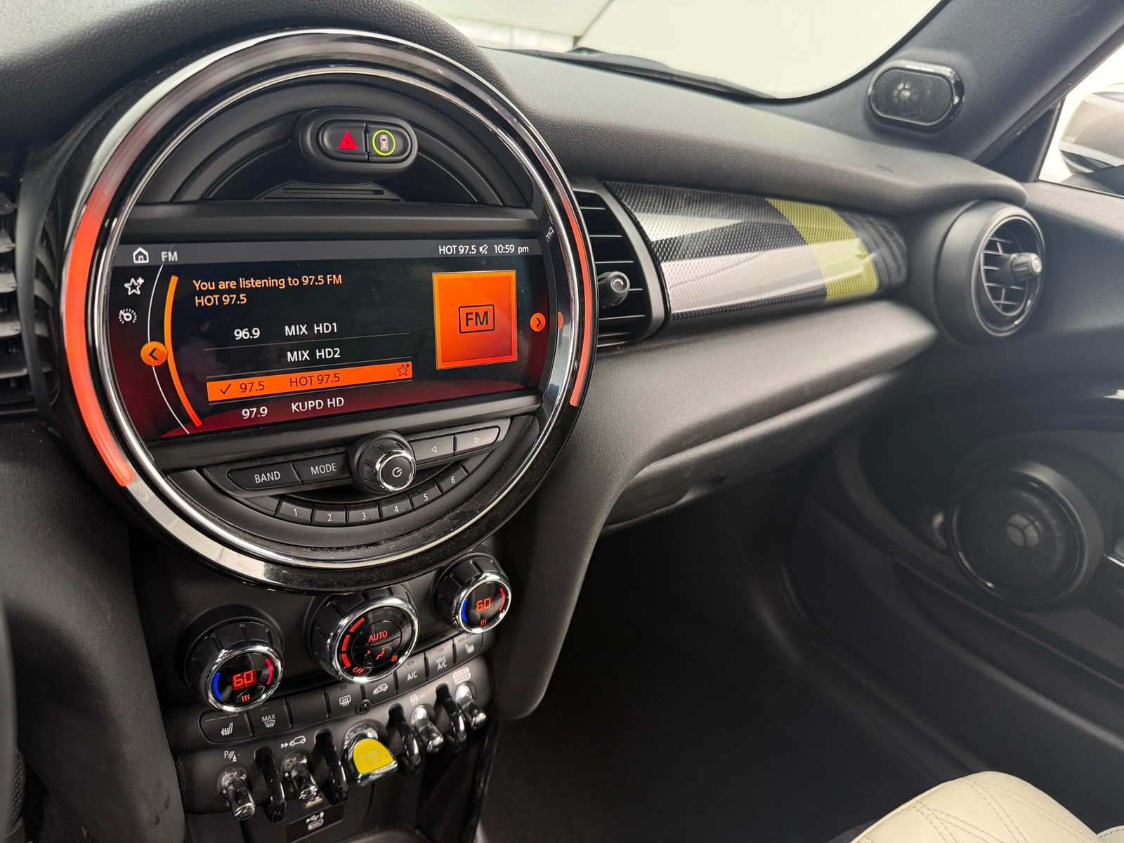 Thumbnail: 2021 MINI Cooper Hardtop - 3