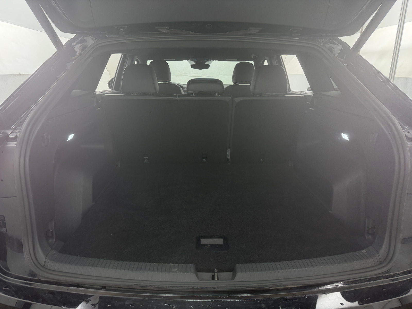 Thumbnail: 2024 Volkswagen Atlas - 6