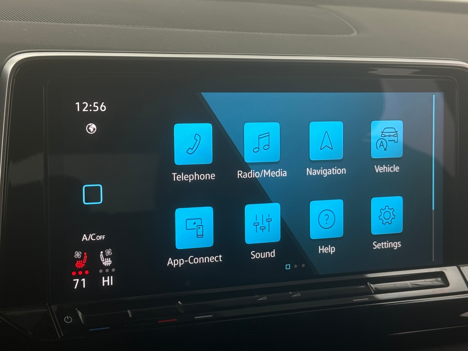 Thumbnail: 2024 Volkswagen Atlas - 3