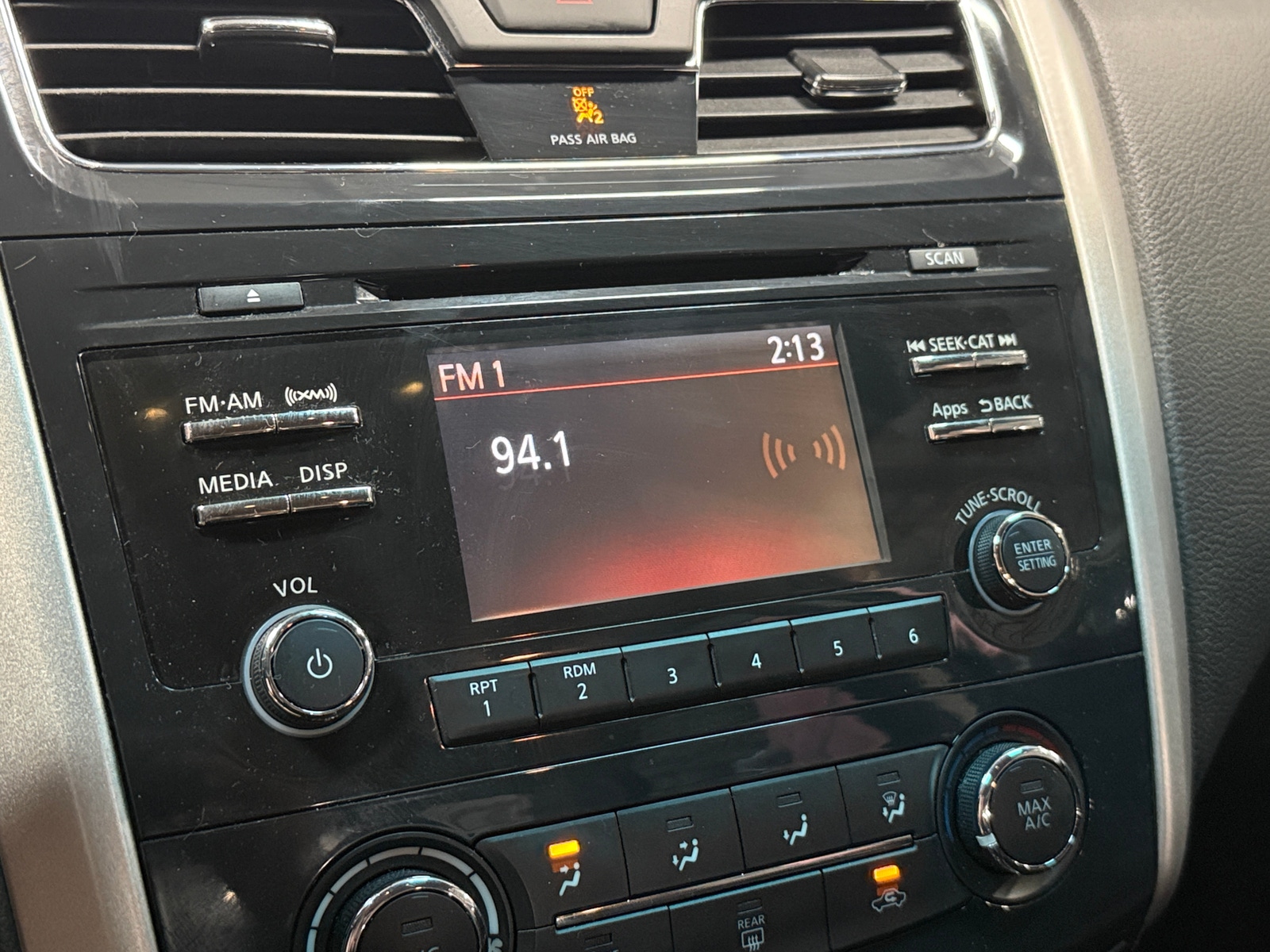 Thumbnail: 2015 Nissan Altima - 4