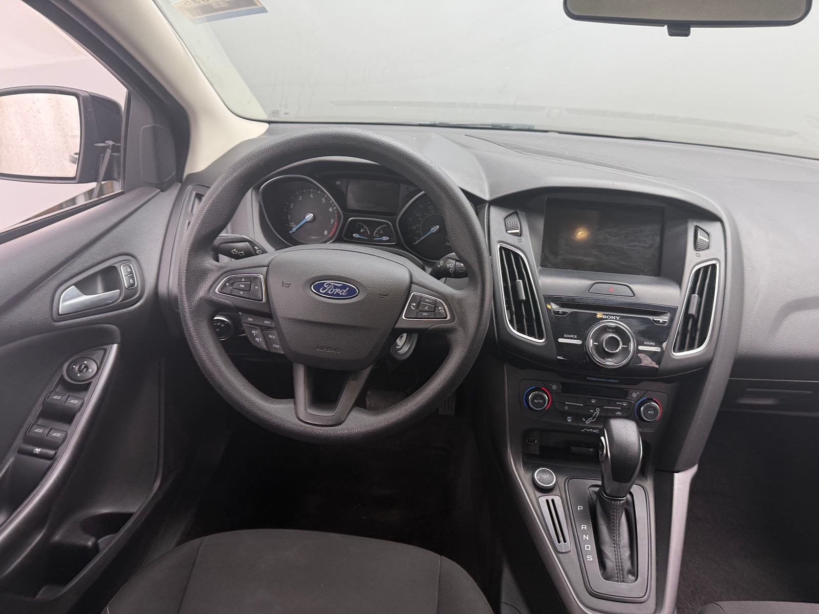 Thumbnail: 2017 Ford Focus - 5