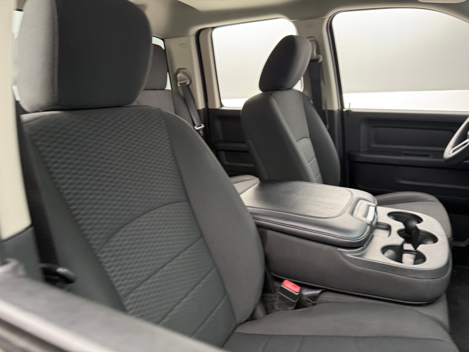 Thumbnail: 2019 RAM 1500 Classic - 2