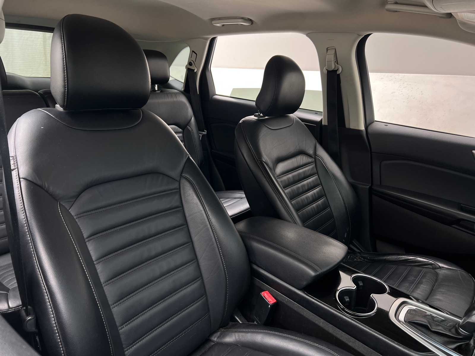 Thumbnail: 2017 Ford Edge - 2