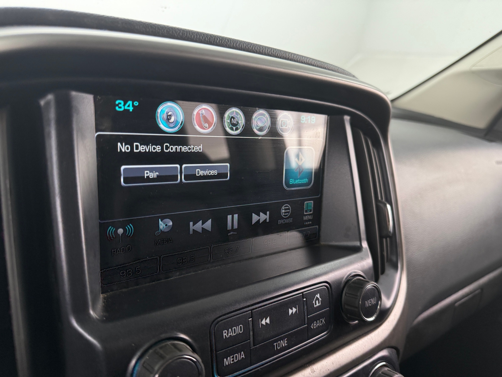 Thumbnail: 2018 Chevrolet Colorado - 3