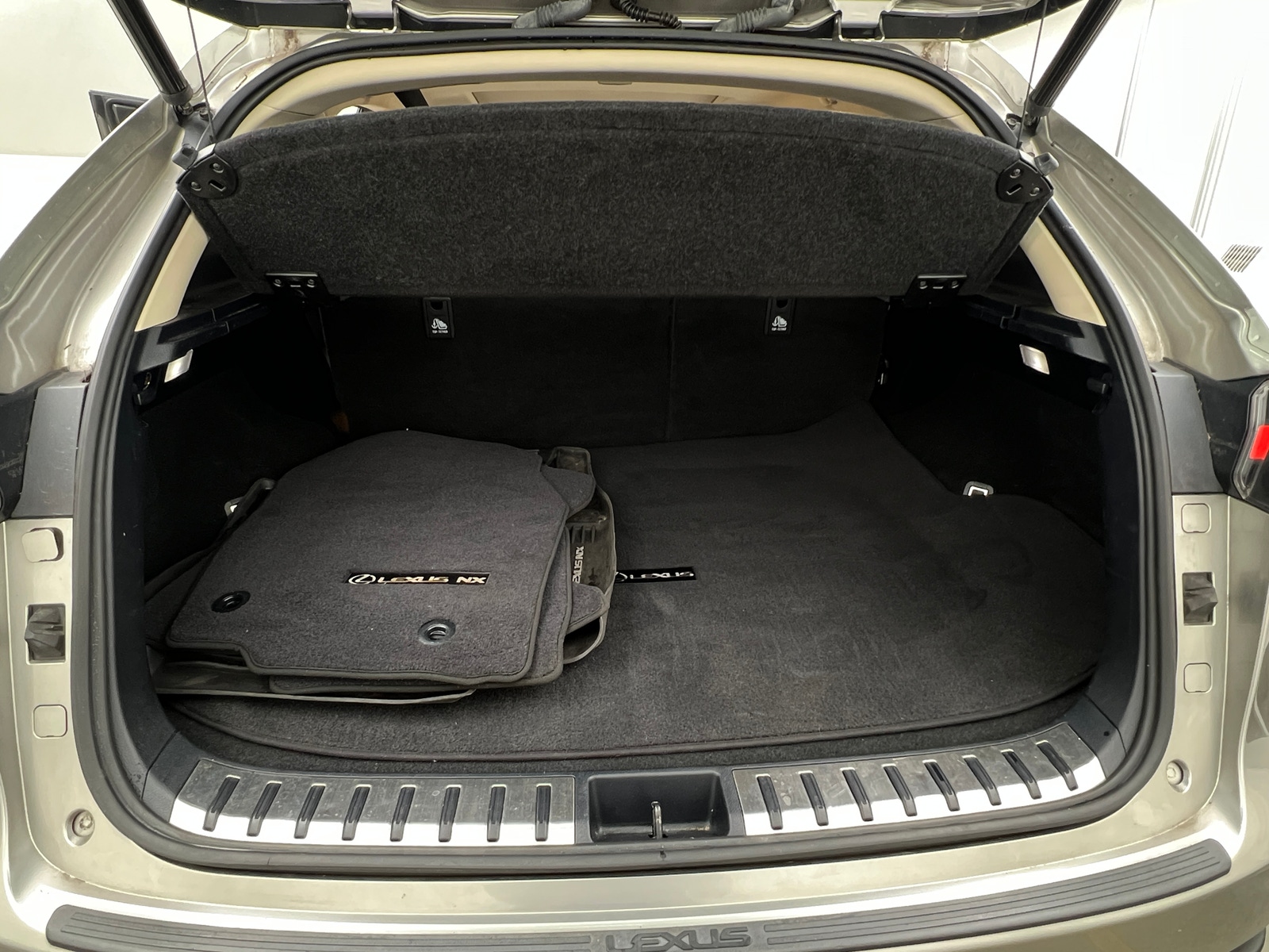 Thumbnail: 2019 Lexus NX - 6