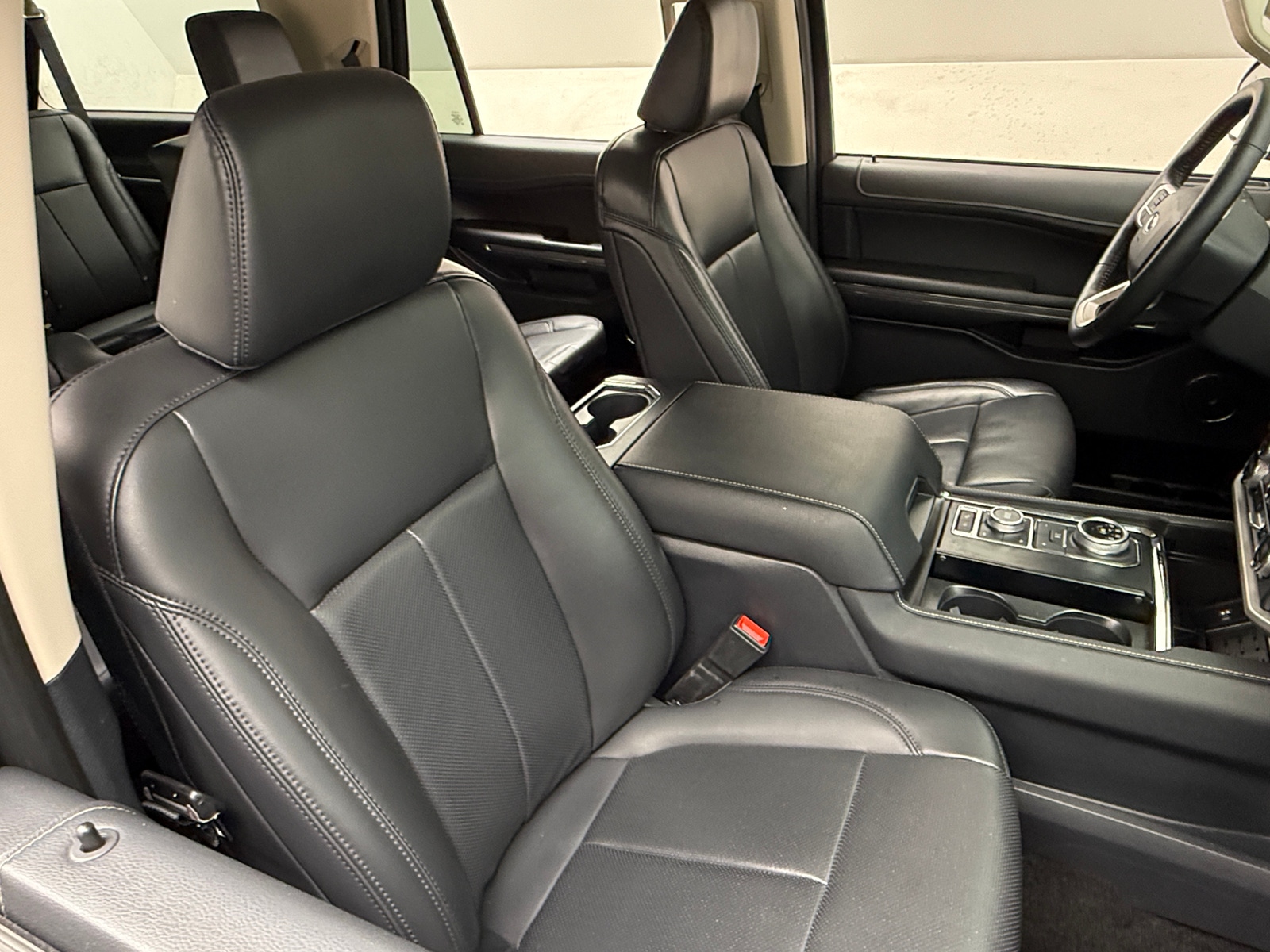 Thumbnail: 2022 Ford Expedition MAX - 2