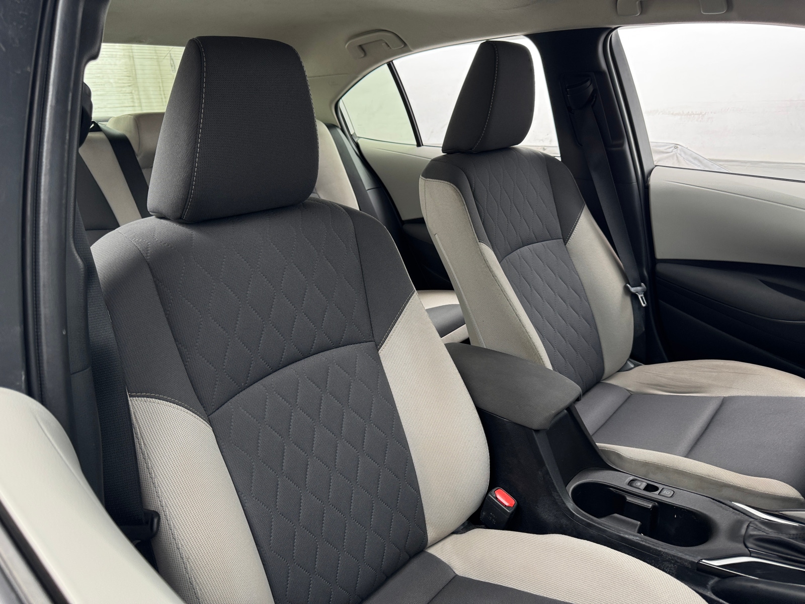 Thumbnail: 2025 Toyota Corolla - 2