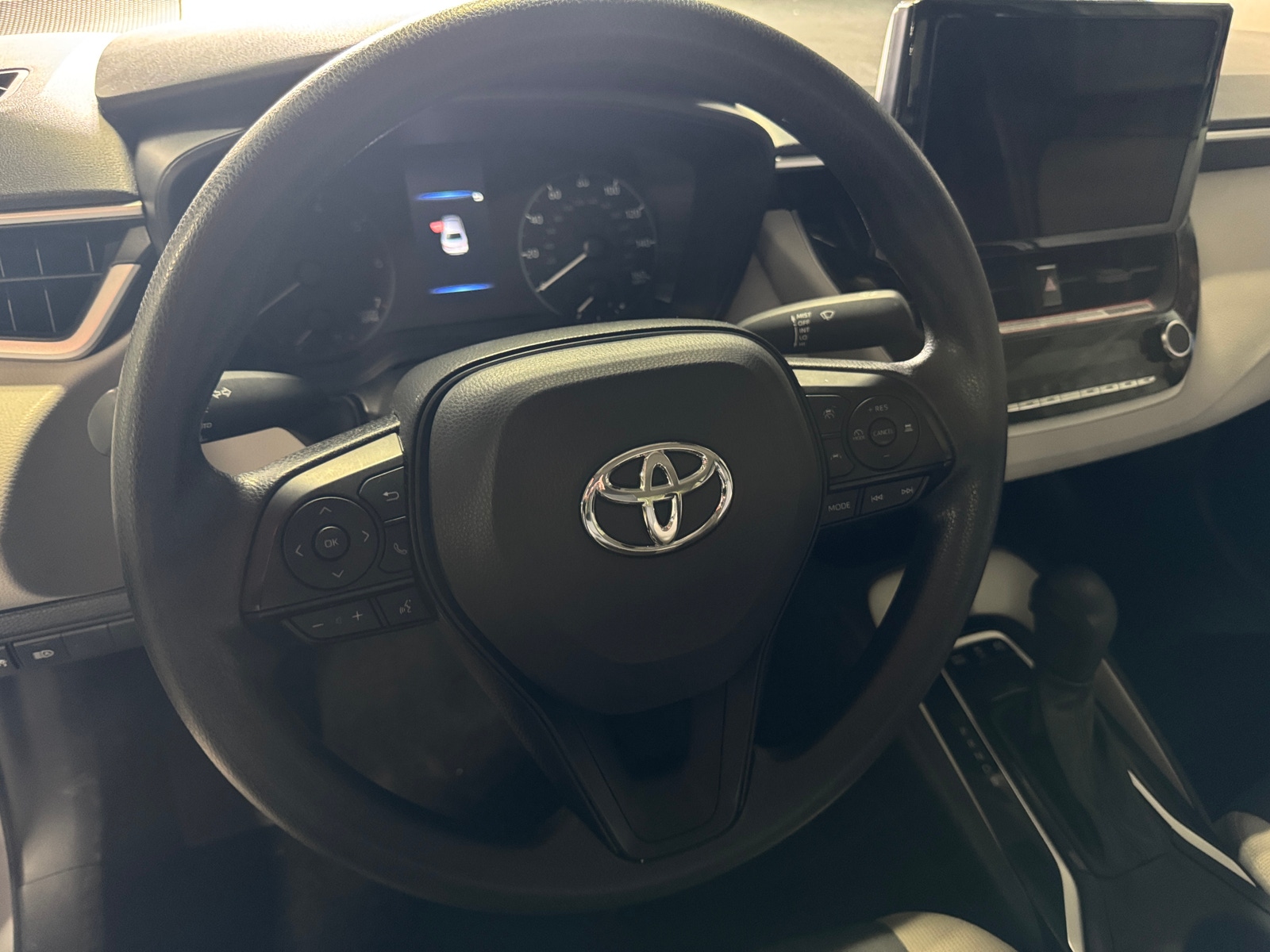 Thumbnail: 2025 Toyota Corolla - 5