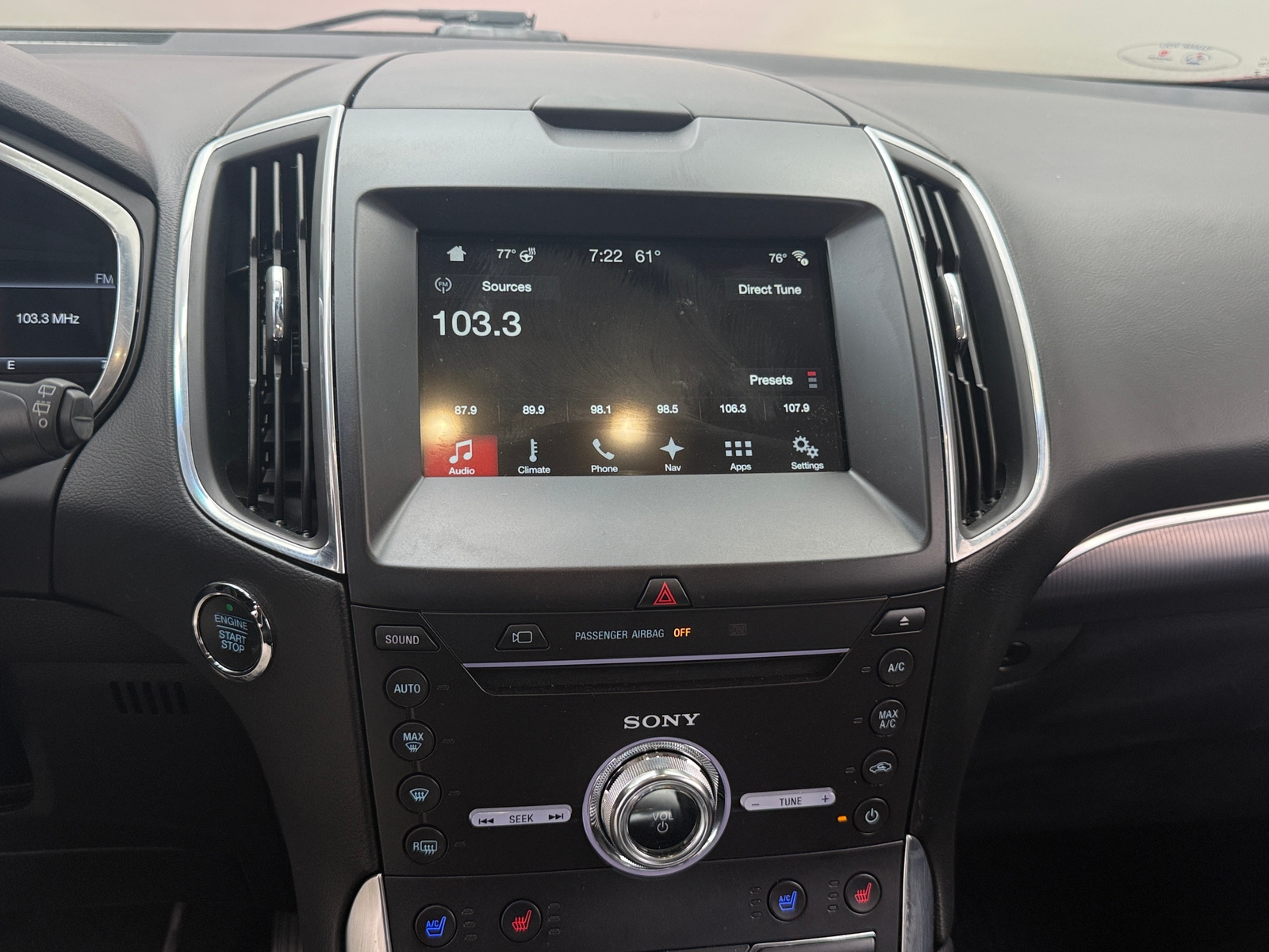 Thumbnail: 2017 Ford Edge - 3