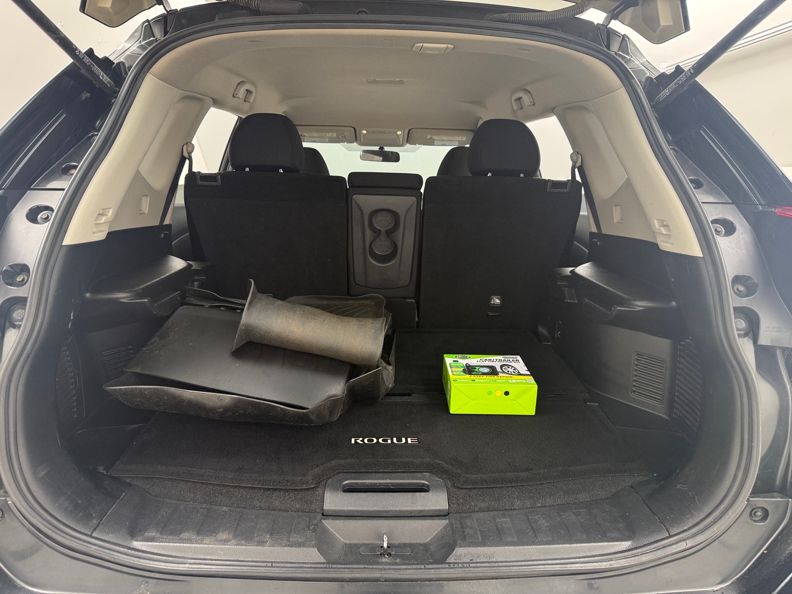 Thumbnail: 2018 Nissan Rogue - 3