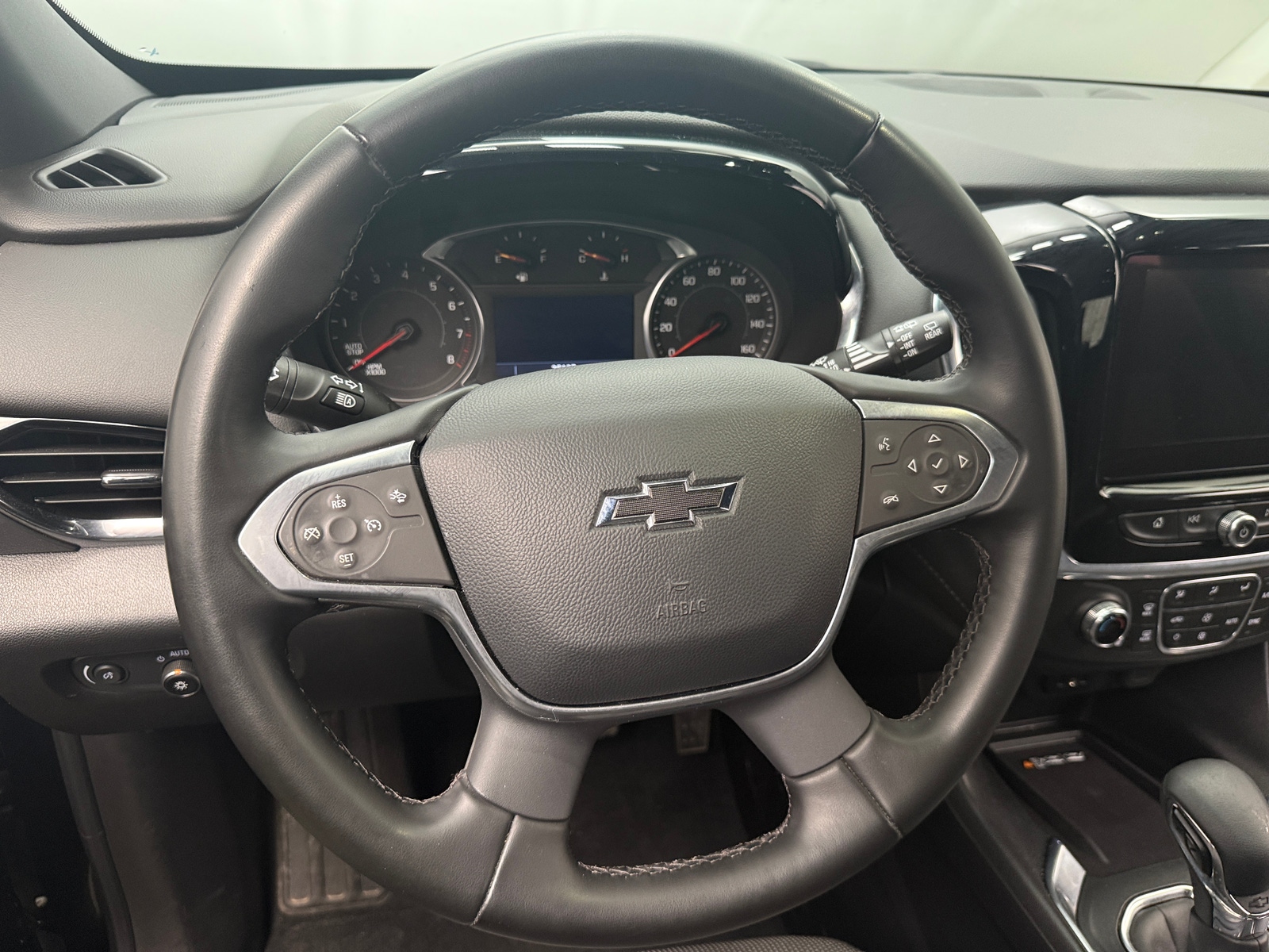 Thumbnail: 2023 Chevrolet Traverse - 5