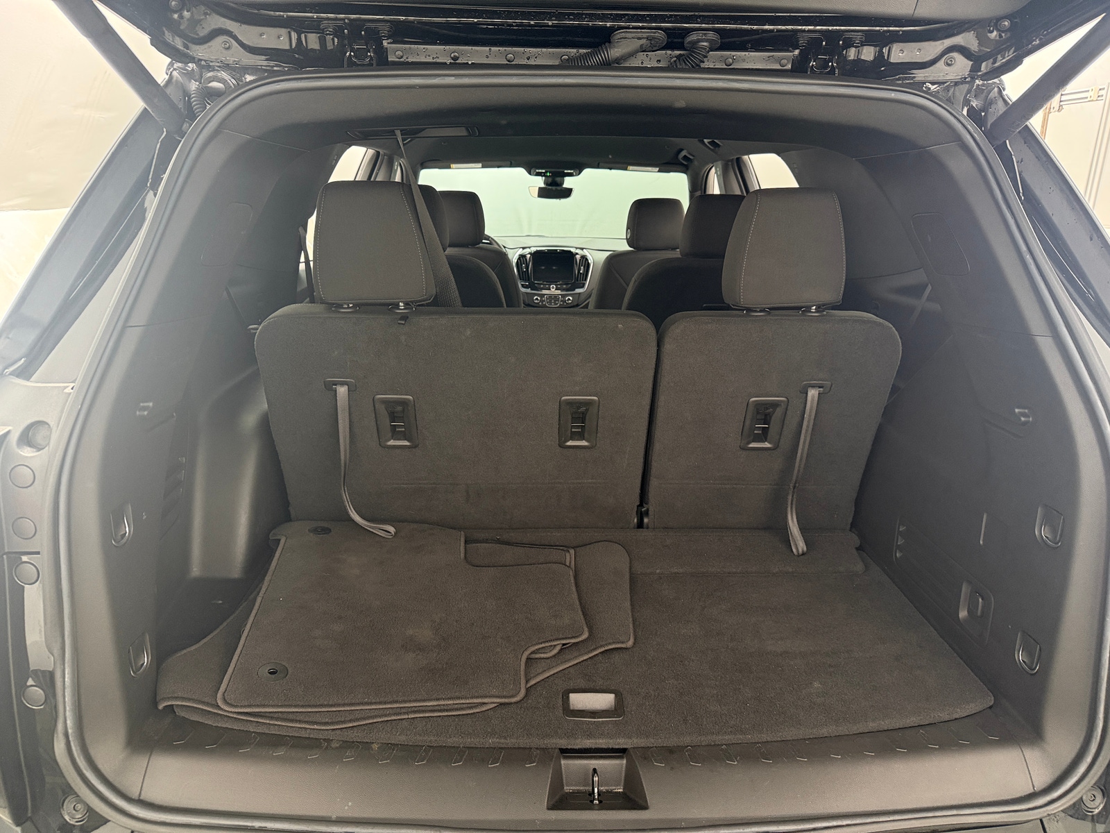 Thumbnail: 2023 Chevrolet Traverse - 7