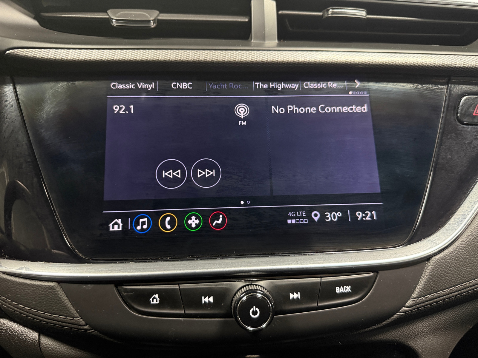 Thumbnail: 2022 Buick Encore GX - 3