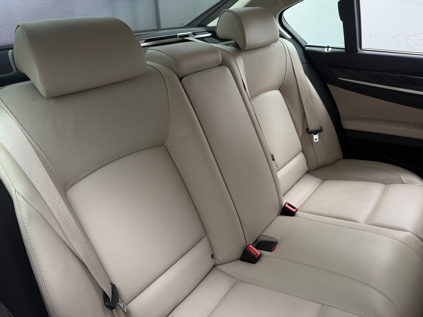 Thumbnail: 2012 BMW 7 Series - 5