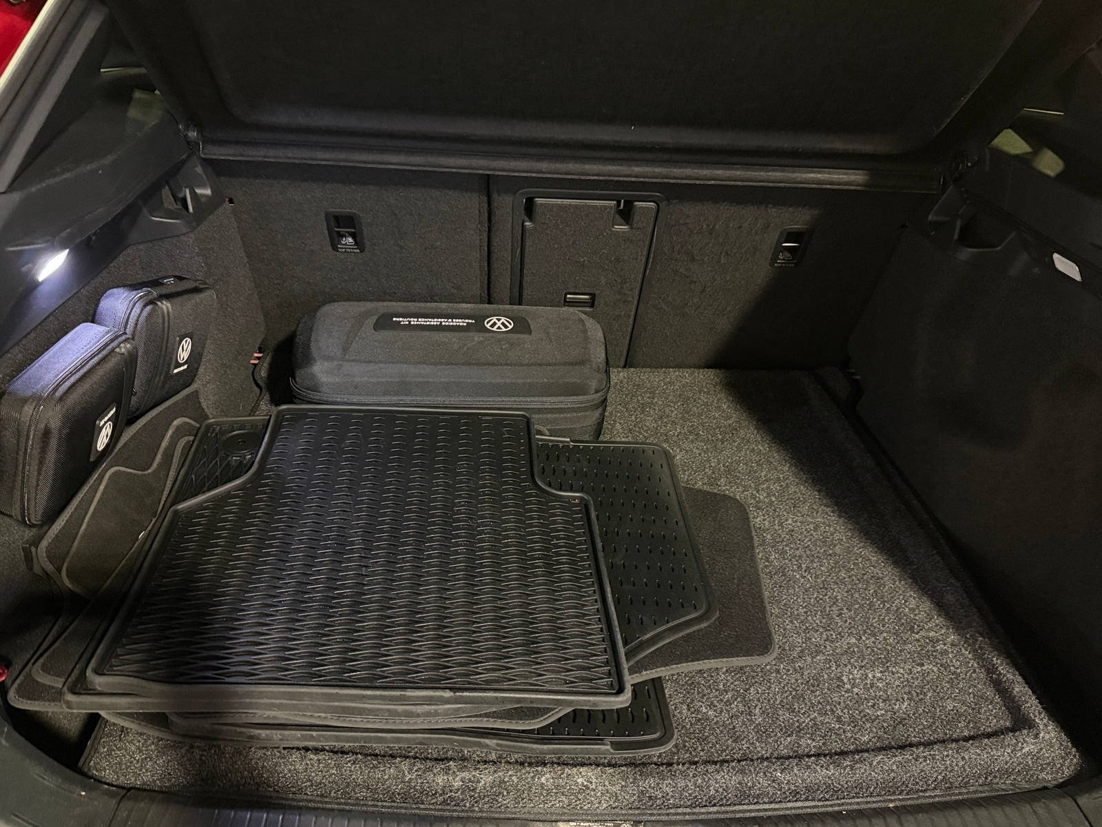 Thumbnail: 2021 Volkswagen ID.4 - 6