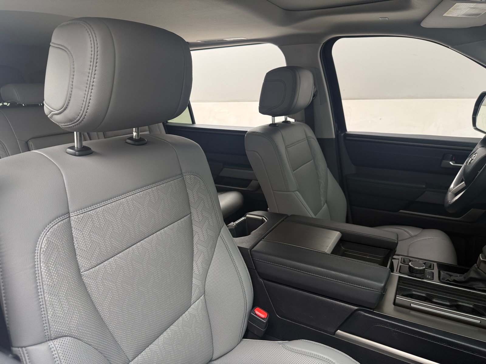 Thumbnail: 2024 Toyota Sequoia - 2