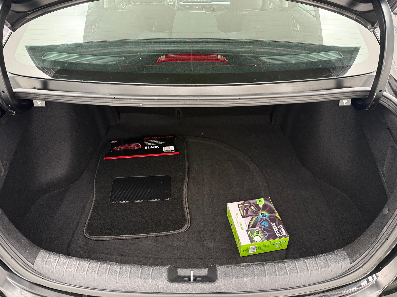 Thumbnail: 2024 Kia Forte - 7