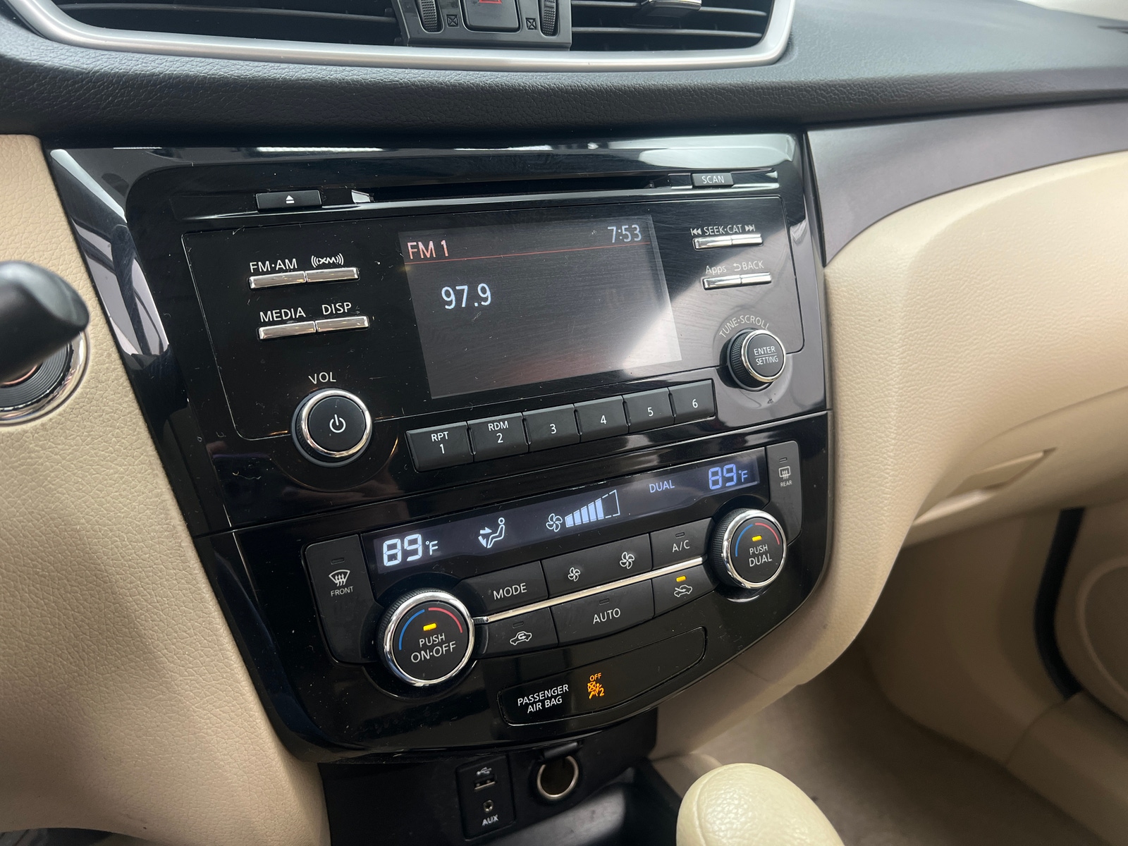 Thumbnail: 2014 Nissan Rogue - 4