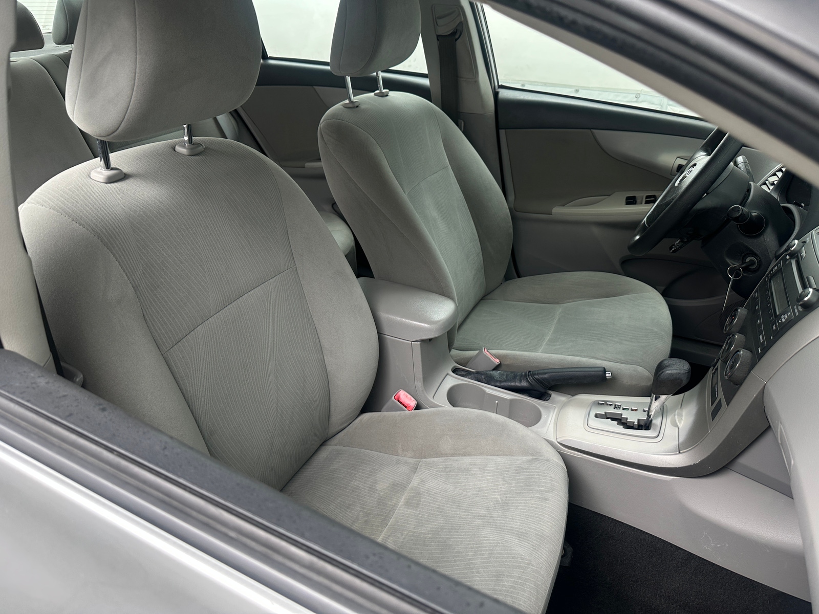 Thumbnail: 2011 Toyota Corolla - 2