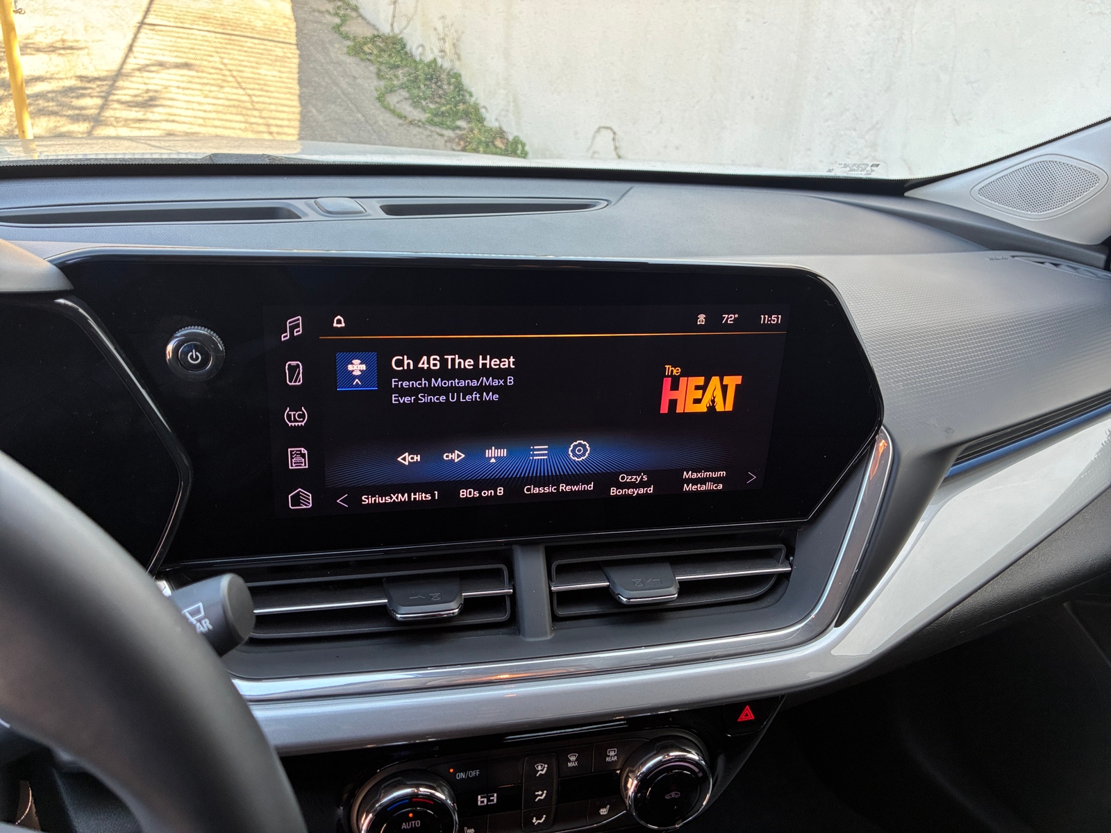 Thumbnail: 2025 Chevrolet Trax - 4