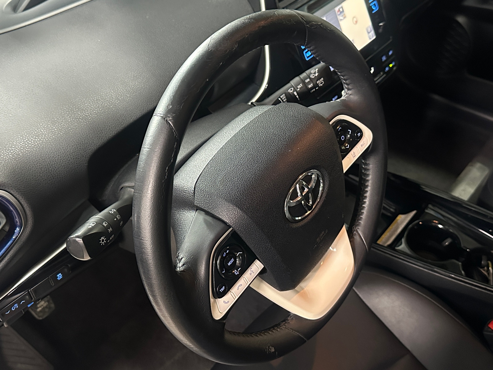 Thumbnail: 2017 Toyota Prius - 4