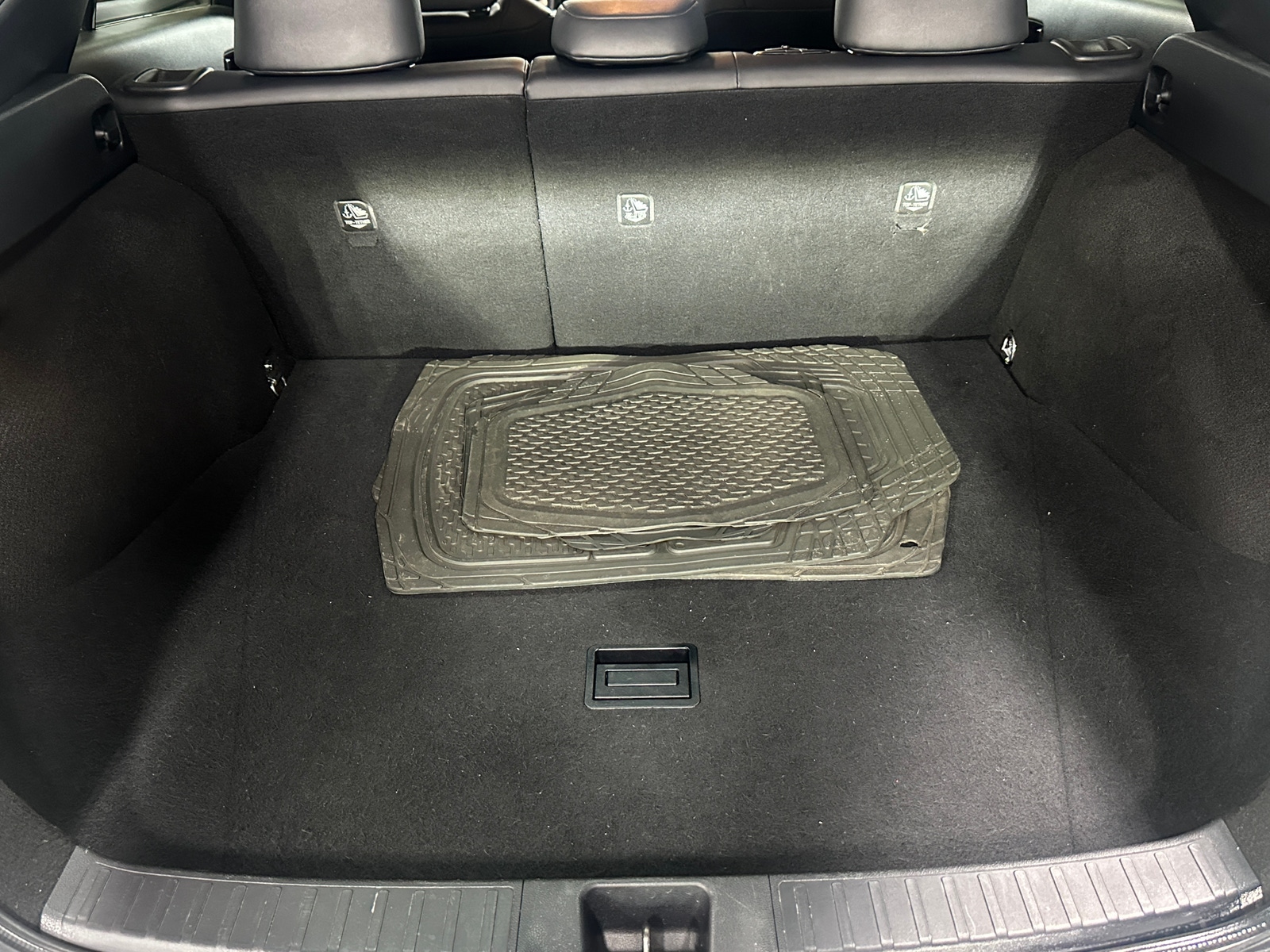 Thumbnail: 2017 Toyota Prius - 6