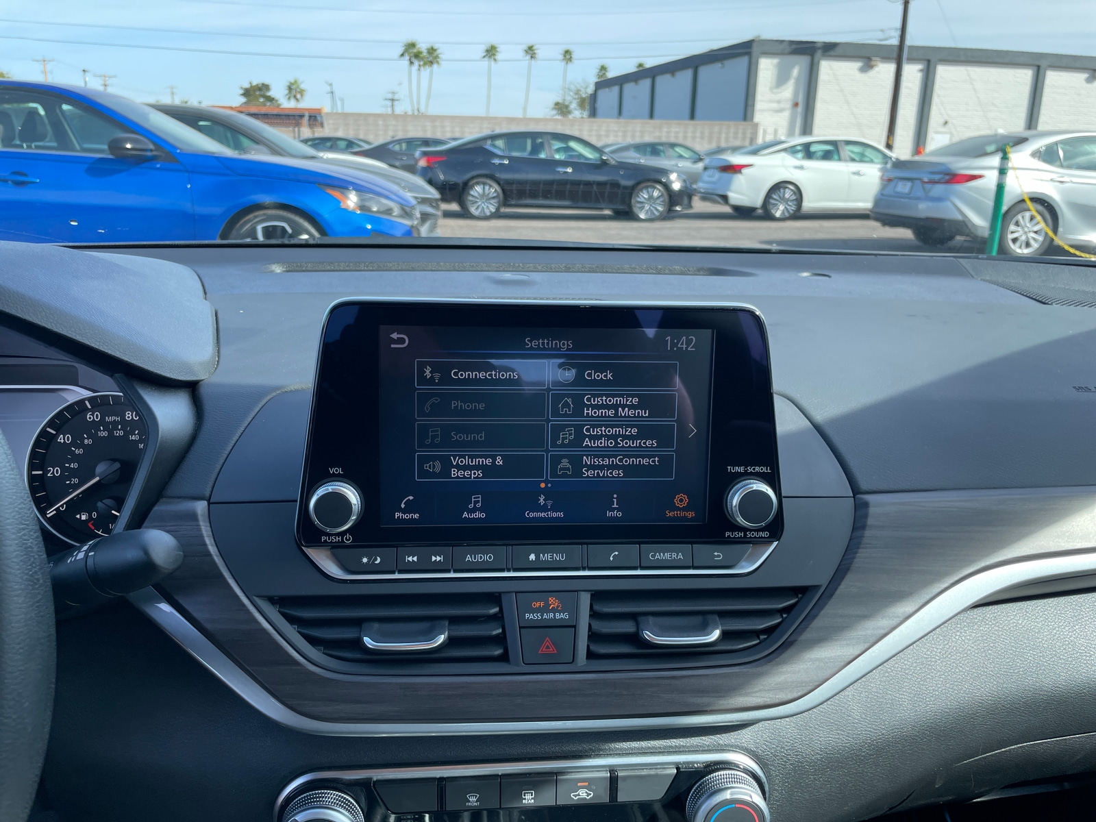 Thumbnail: 2025 Nissan Altima - 4