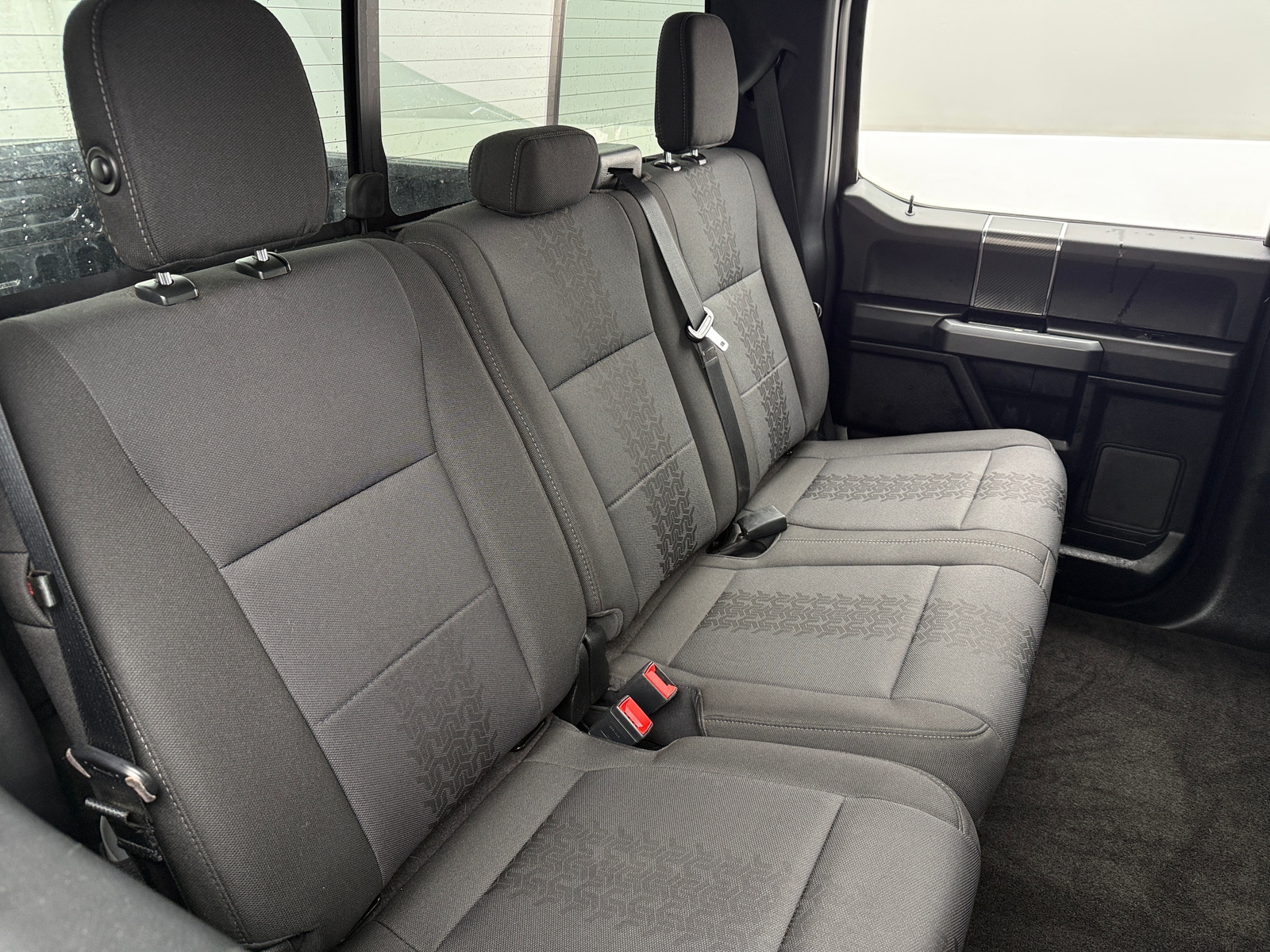 Thumbnail: 2018 Ford Econoline - 6