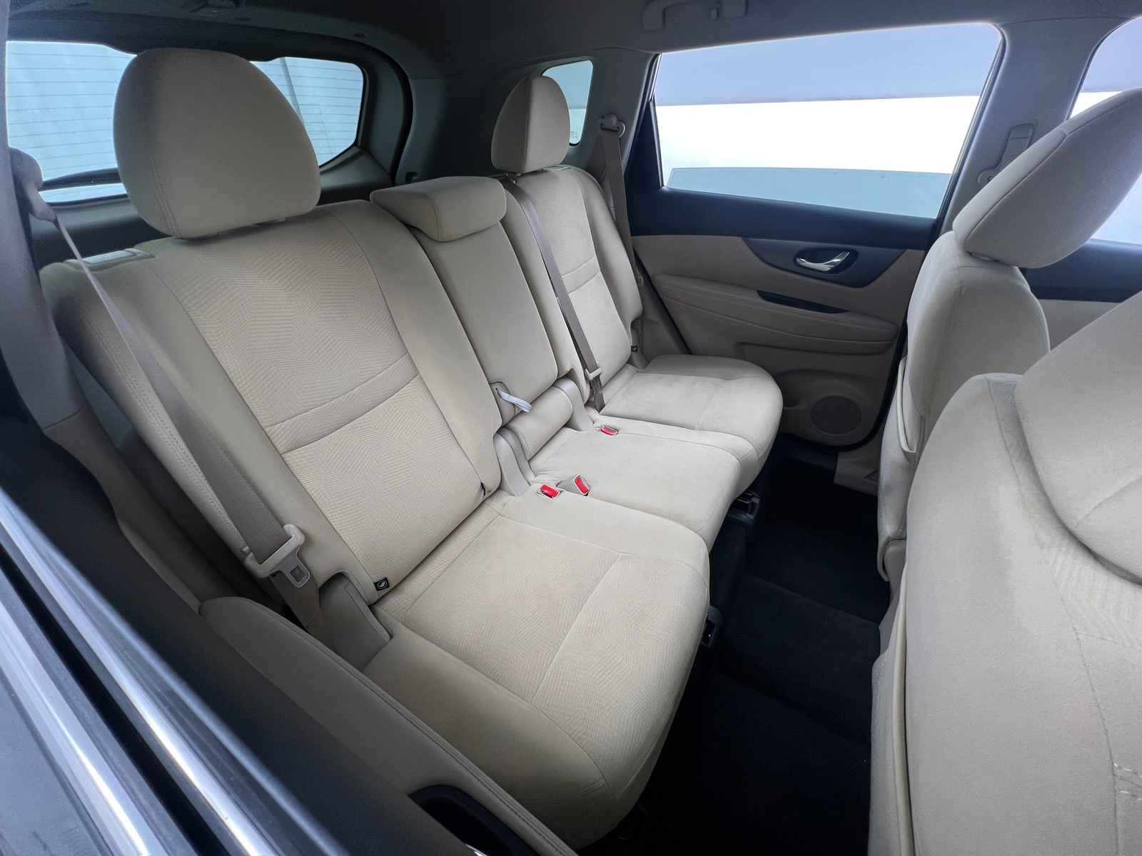 Thumbnail: 2016 Nissan Rogue - 6