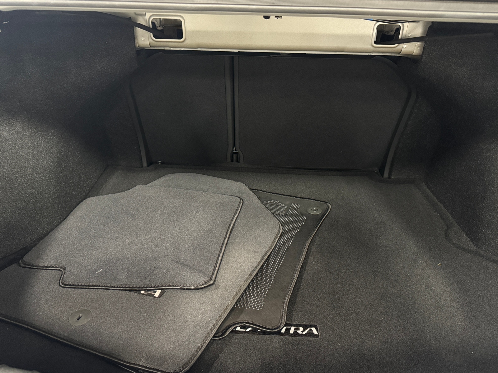 Thumbnail: 2019 Hyundai Elantra - 7