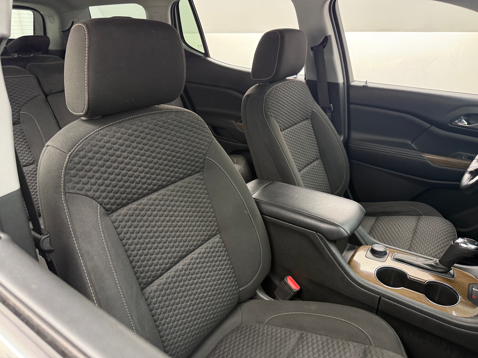 Thumbnail: 2018 GMC Acadia - 2