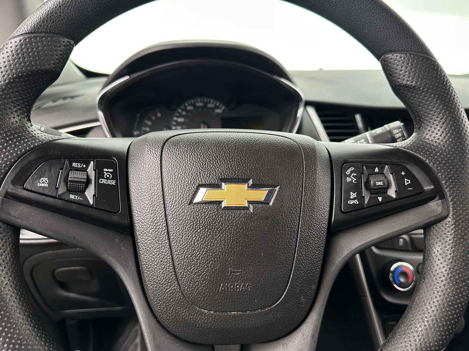 Thumbnail: 2020 Chevrolet Trax - 5