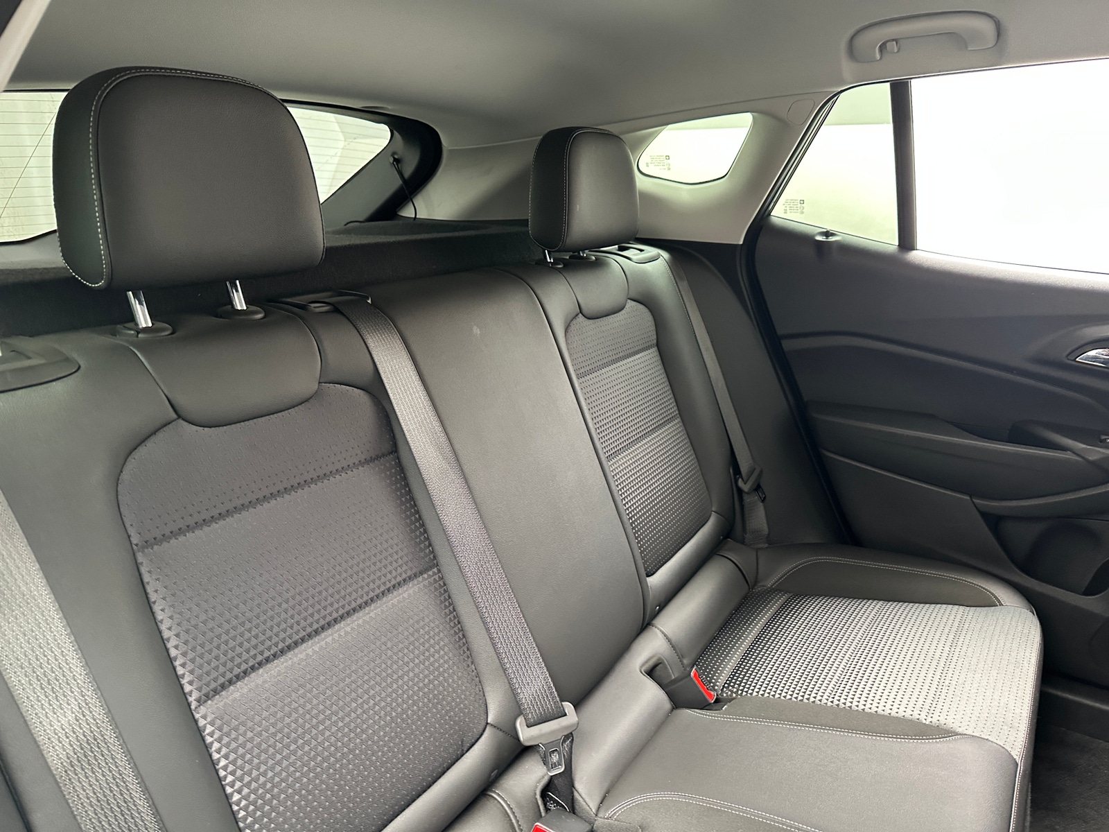 Thumbnail: 2025 Chevrolet Trax - 6