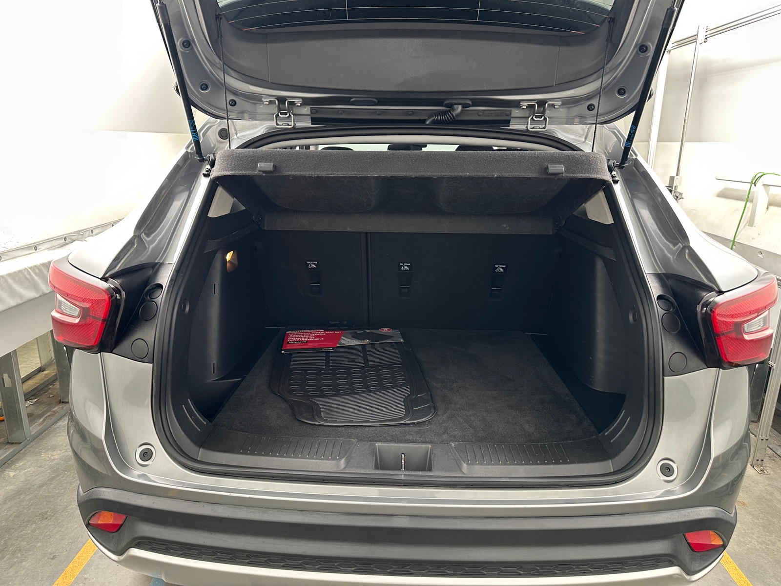 Thumbnail: 2025 Chevrolet Trax - 7