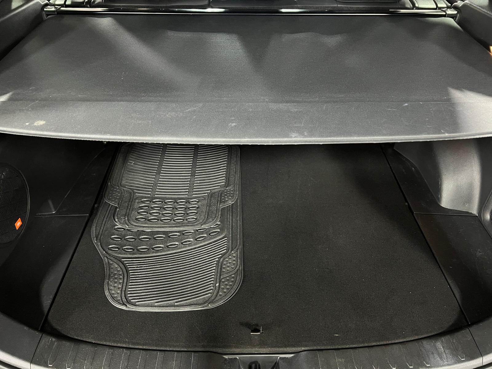 Thumbnail: 2020 Toyota RAV4 - 6