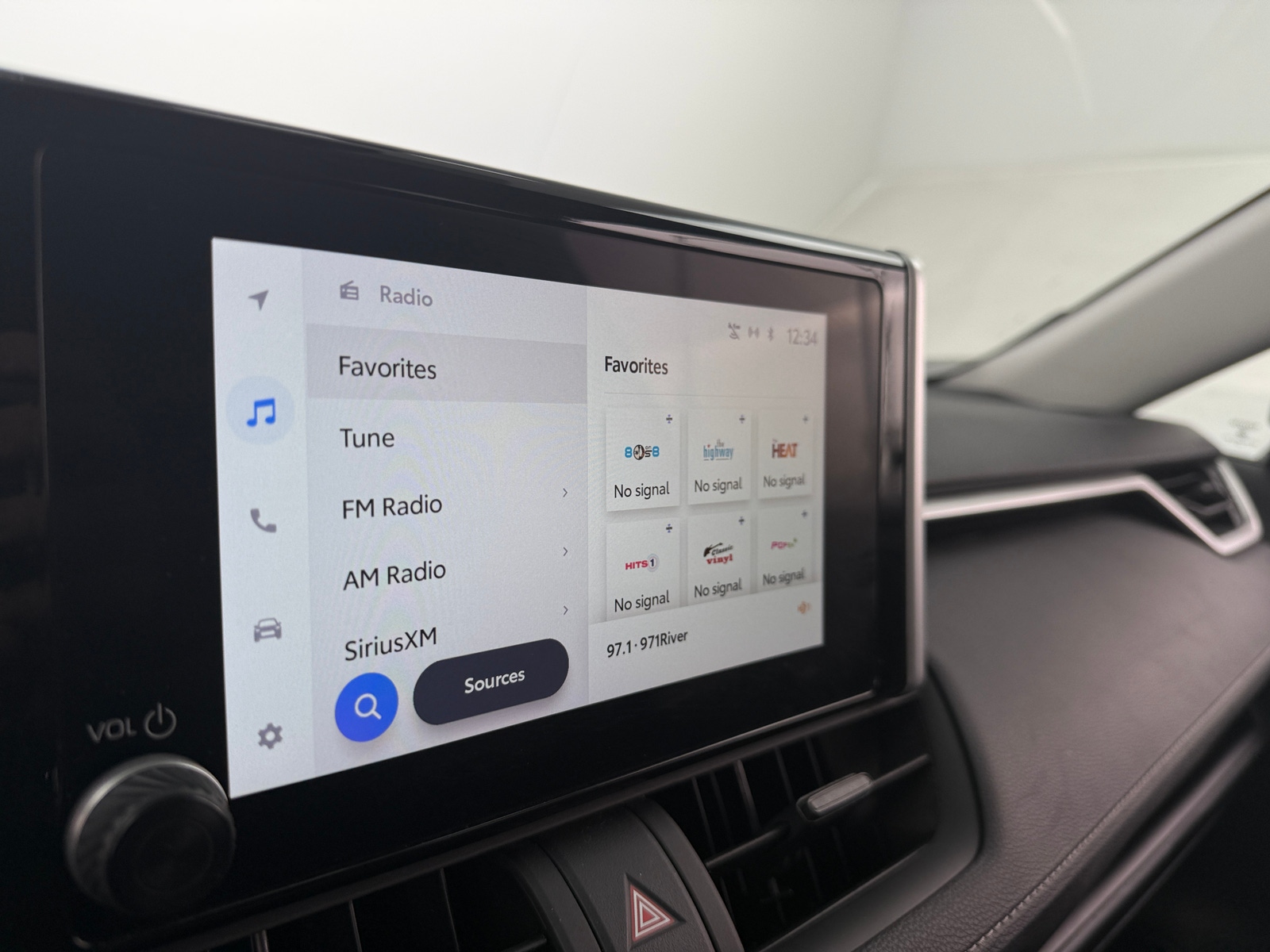 Thumbnail: 2025 Toyota RAV4 - 4