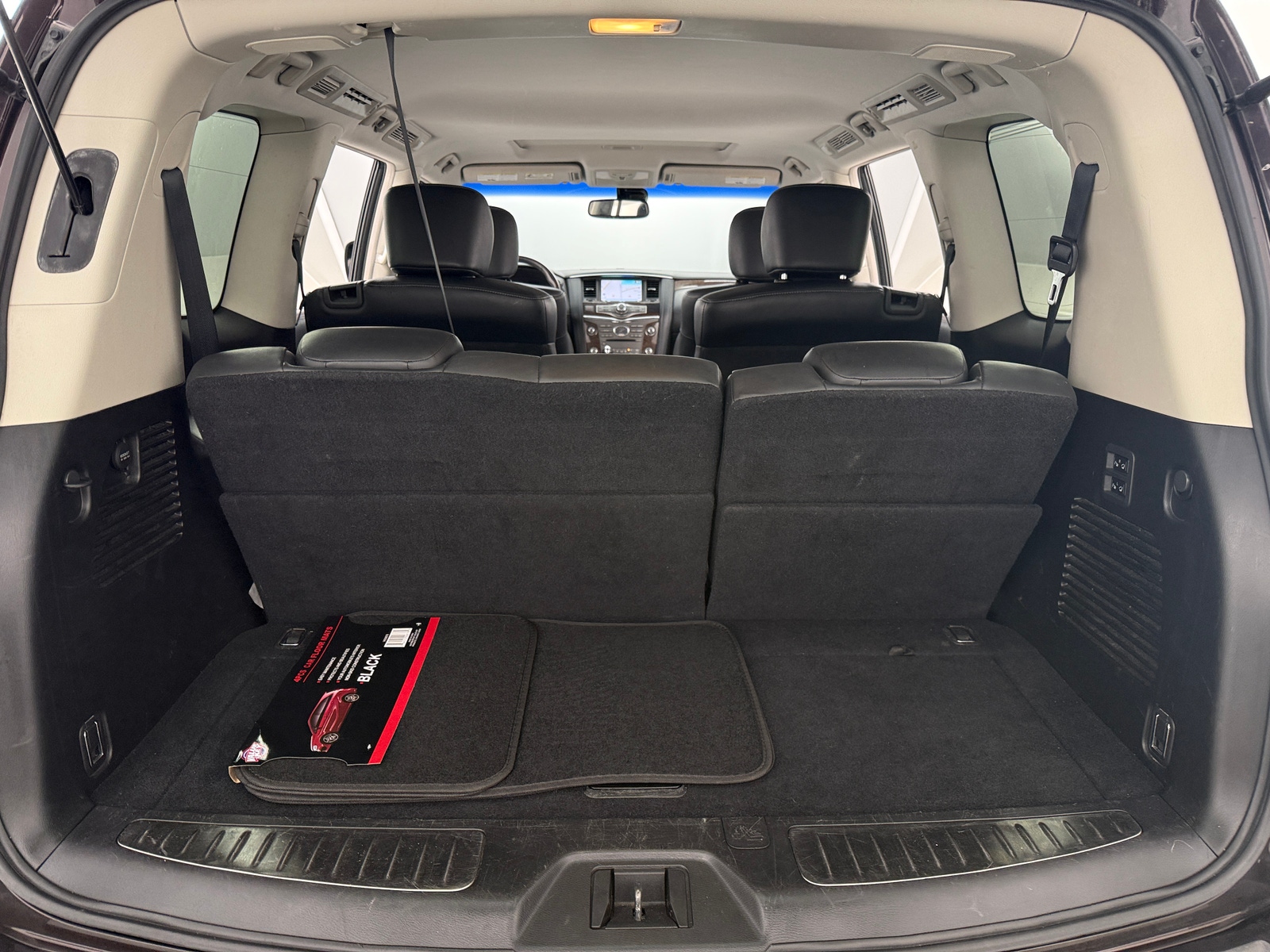 Thumbnail: 2016 INFINITI QX80 - 6